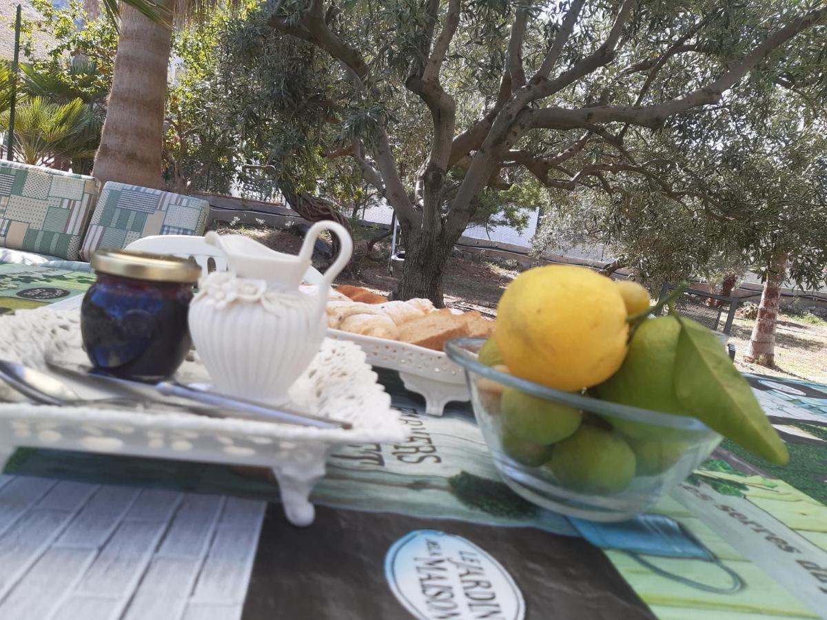Casanonnavittoria Bed & Breakfast Terrasini Luaran gambar